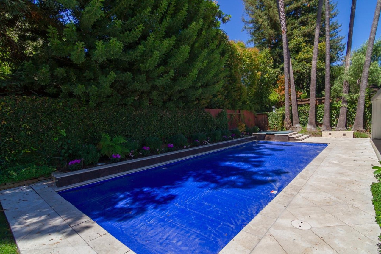 1140 Deanna Drive