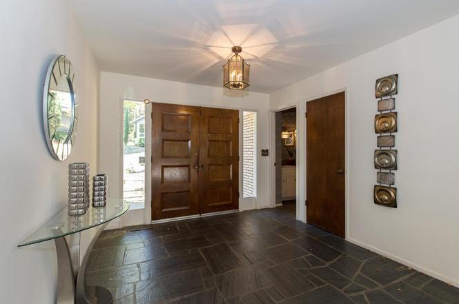 1000 W Siskiyou Drive