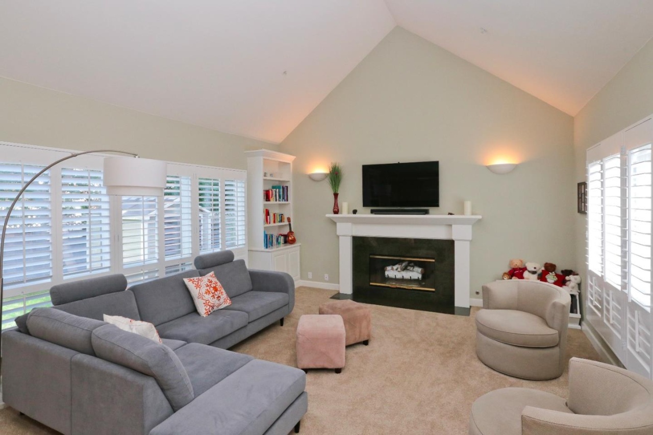244 Selby Lane