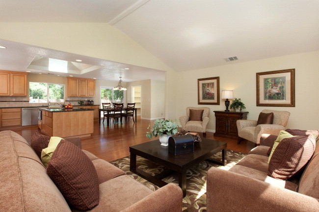 3100 Lunada Lane