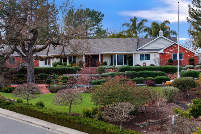 204 Glenwood Court
