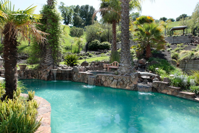 415 Cliffside Drive