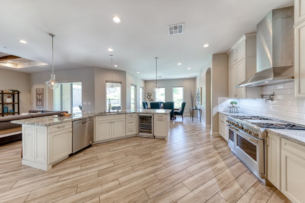 1214 Gloria Mountain Rd