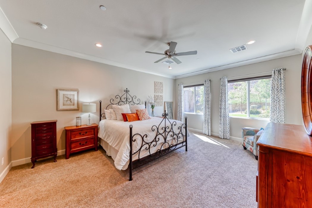 1214 Gloria Mountain Rd