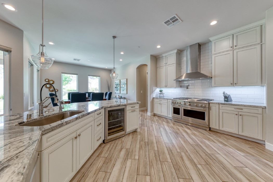1214 Gloria Mountain Rd