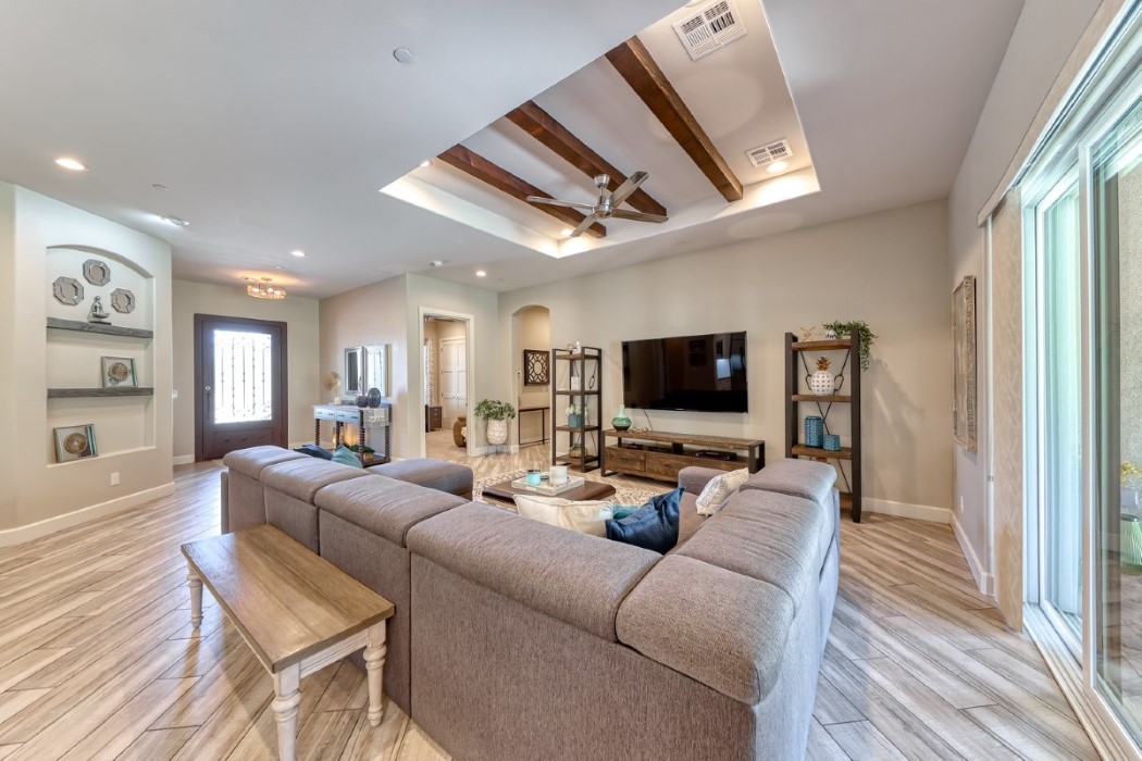 1214 Gloria Mountain Rd
