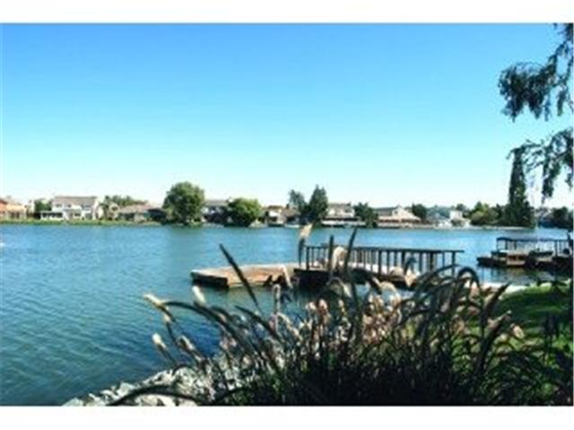 668 Island Place