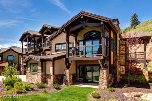 4225 Fairway Lane D-5