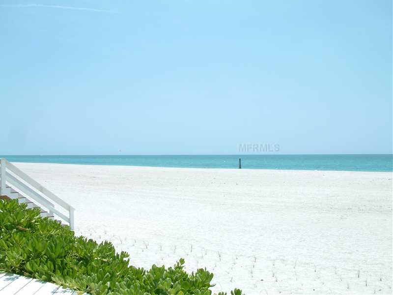 581 BUTTONWOOD BAY DR
