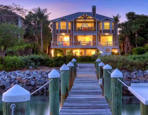 529 BUTTONWOOD BAY DR