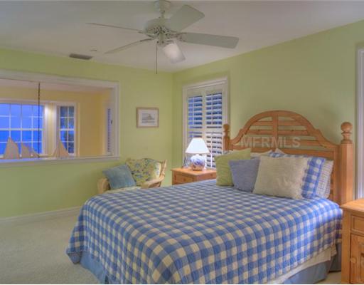 529 BUTTONWOOD BAY DR