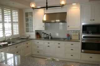 851 HARBORSHORE DR