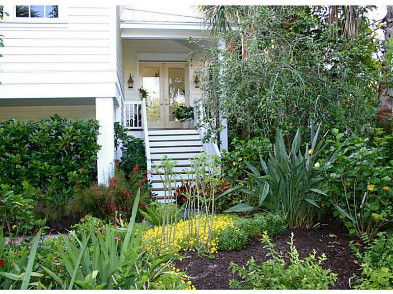 343 PILOT PT LN