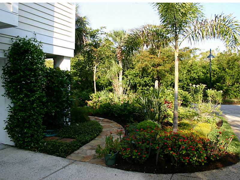 343 PILOT PT LN