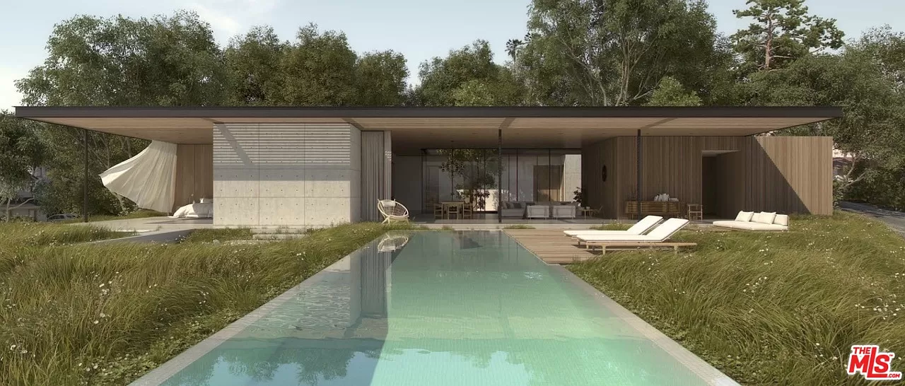 385  Trousdale Place