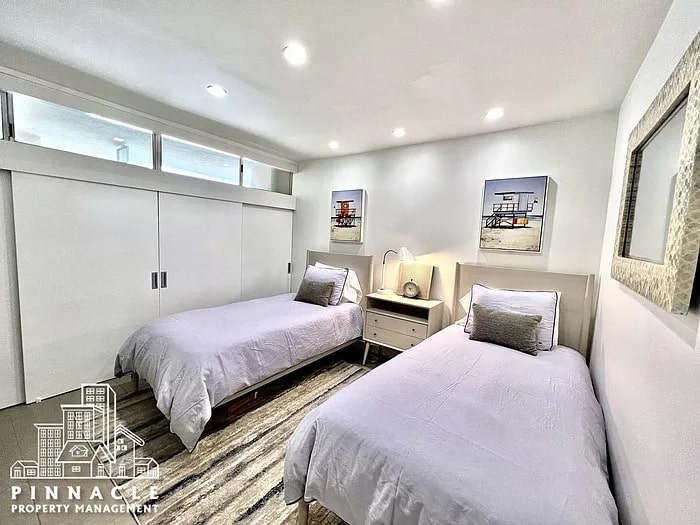 2 E Ketch St #202