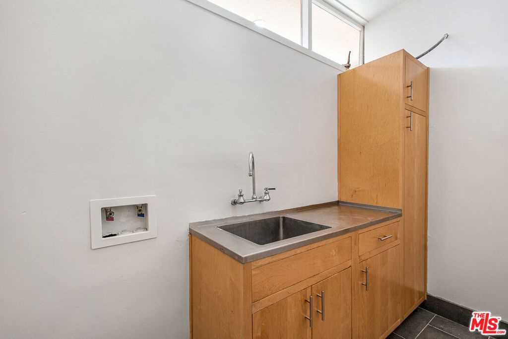 4035 Mount Vernon Drive