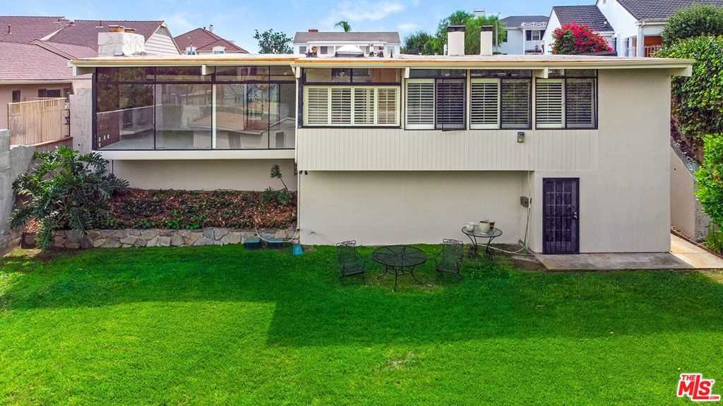 4035 Mount Vernon Drive