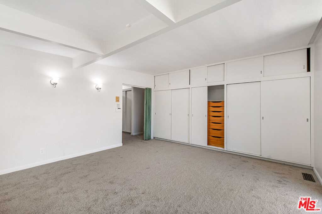 4035 Mount Vernon Drive