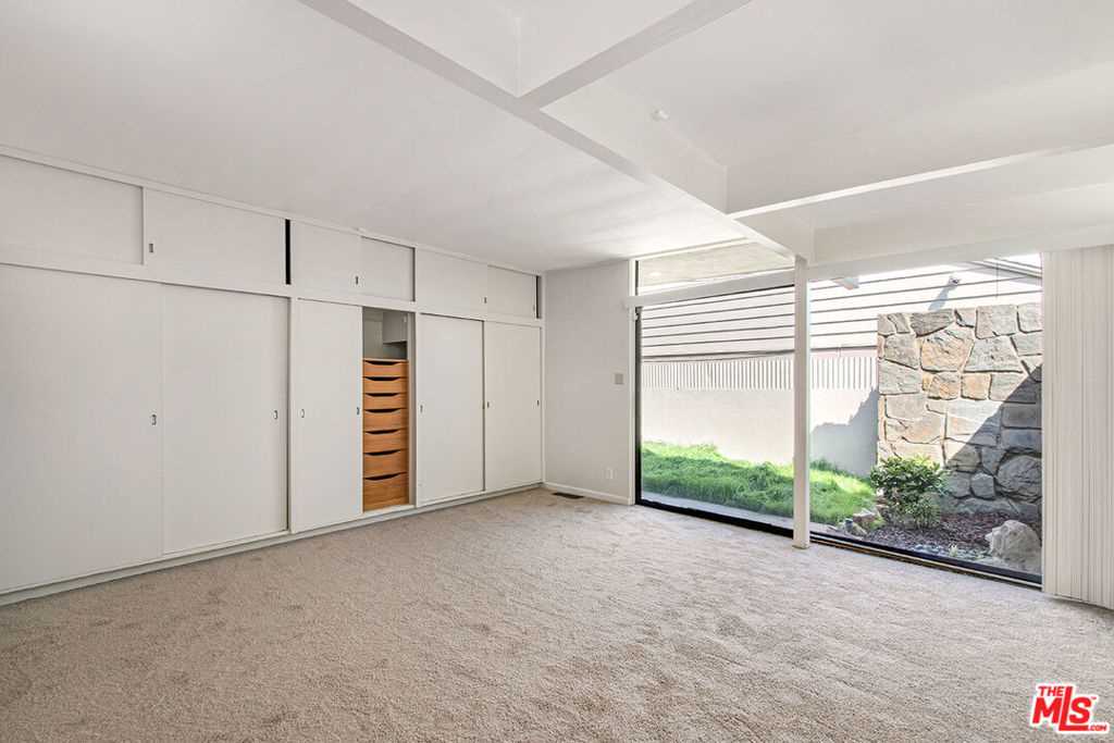 4035 Mount Vernon Drive