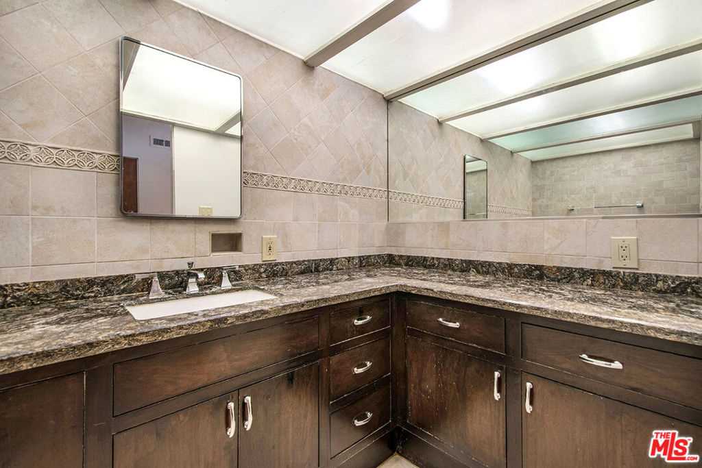 4035 Mount Vernon Drive