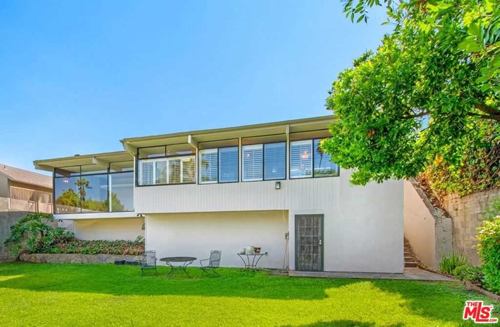 4035 Mount Vernon Drive