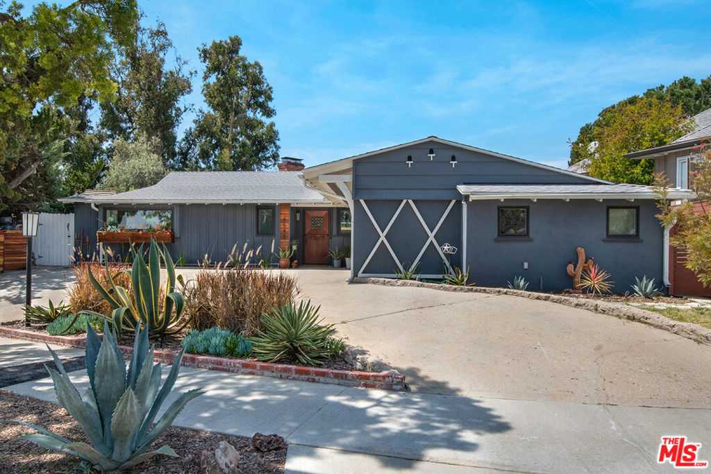 4545 Circle View Boulevard