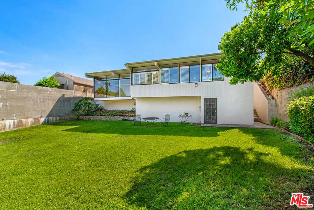 4035 Mount Vernon Drive