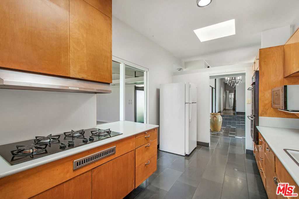 4035 Mount Vernon Drive