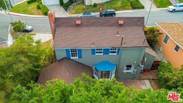 5630 VALLEY GLEN Way