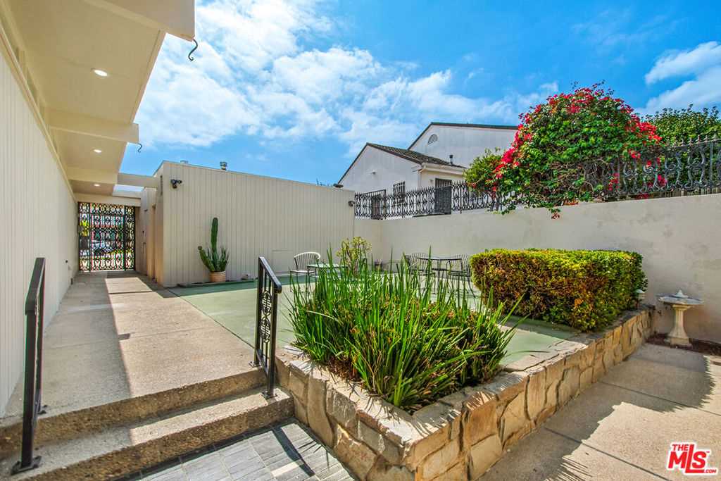 4035 Mount Vernon Drive