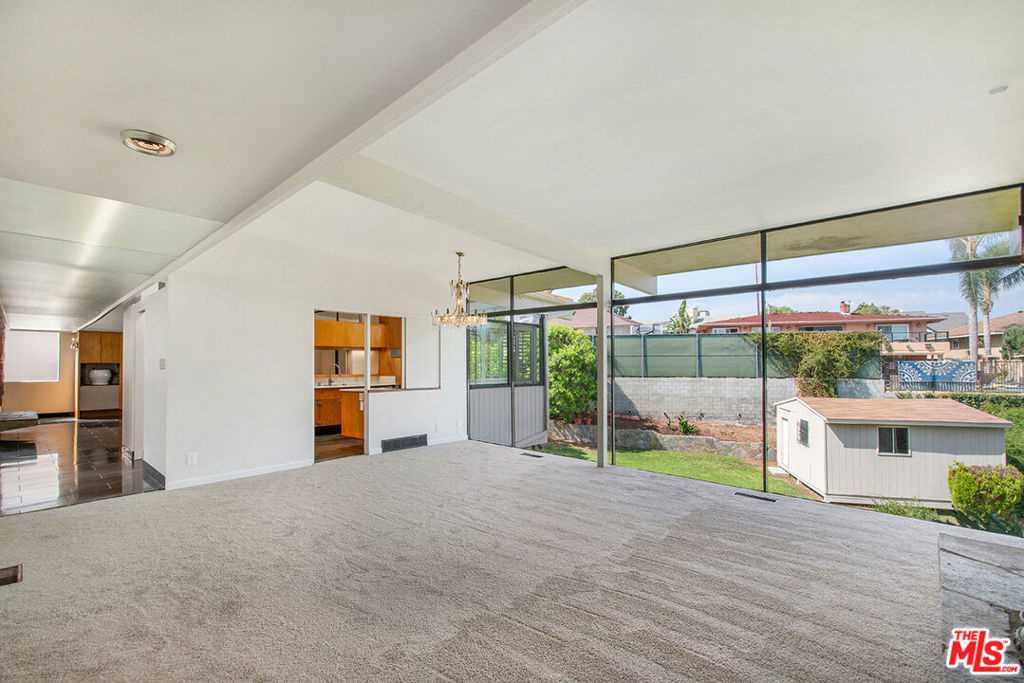 4035 Mount Vernon Drive