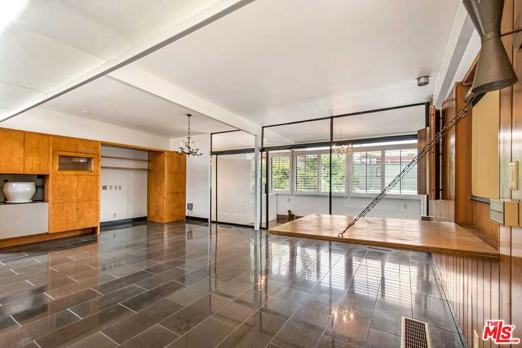 4035 Mount Vernon Drive