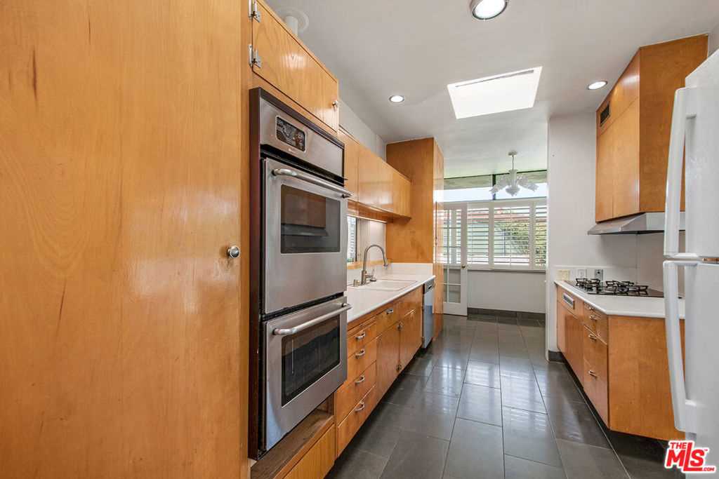 4035 Mount Vernon Drive