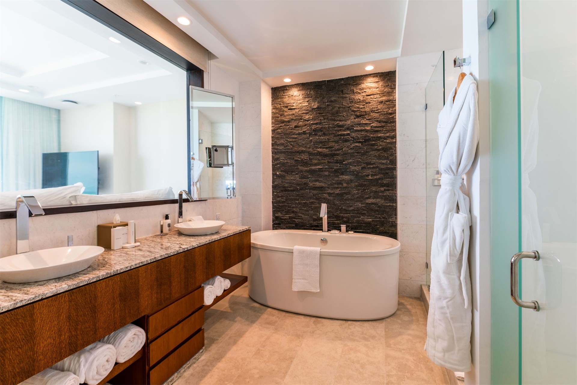 The Ritz-Carlton Residences | 4B - Tower B