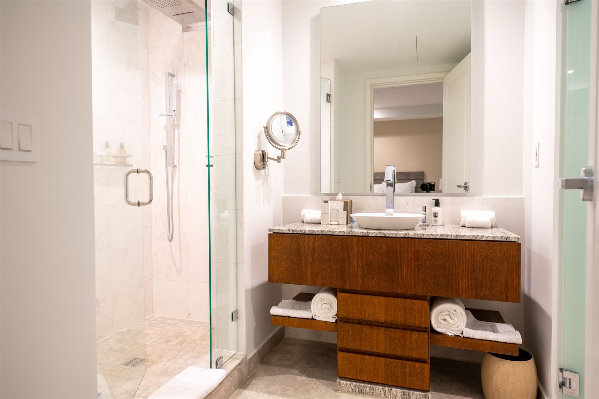 The Ritz-Carlton Residences | 4B - Tower B