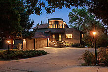 6686 Fairways Drive