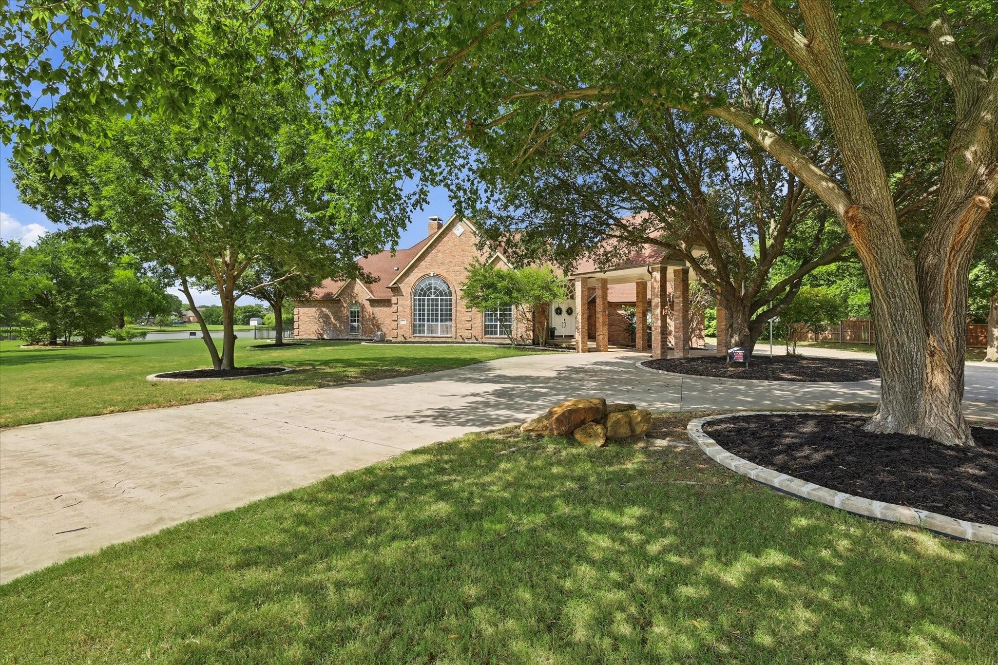 220 Meadow Lake Court