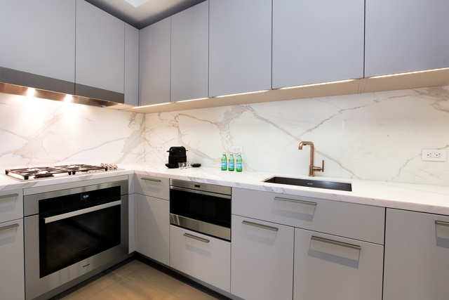 305 E 51st St. 15B