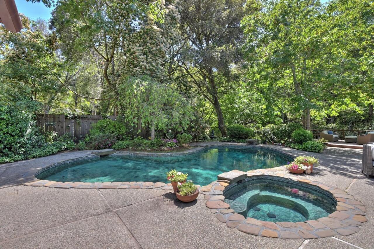 195 Willowbrook Drive