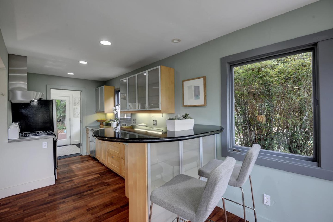 145 Santa Maria Avenue