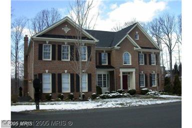 306 Sinegar Place