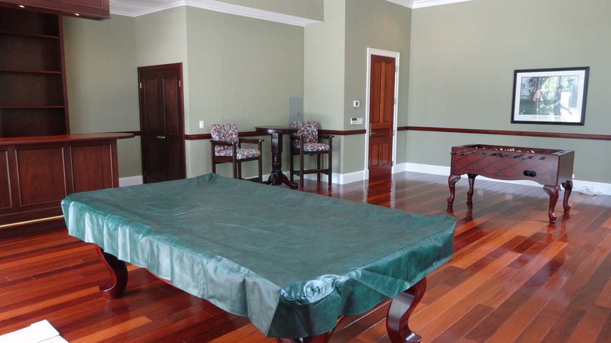 Ocean Club Estates Golf Course Home