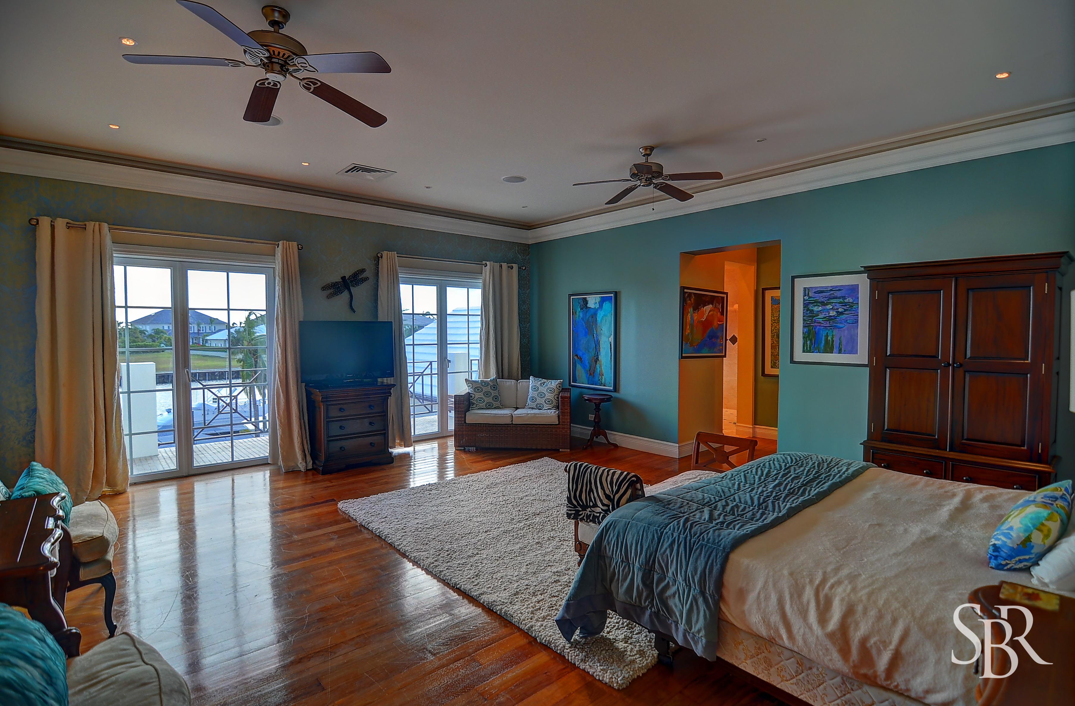 Yachters' Paradise