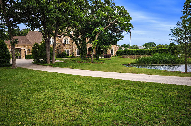 5201 Montclair Drive
