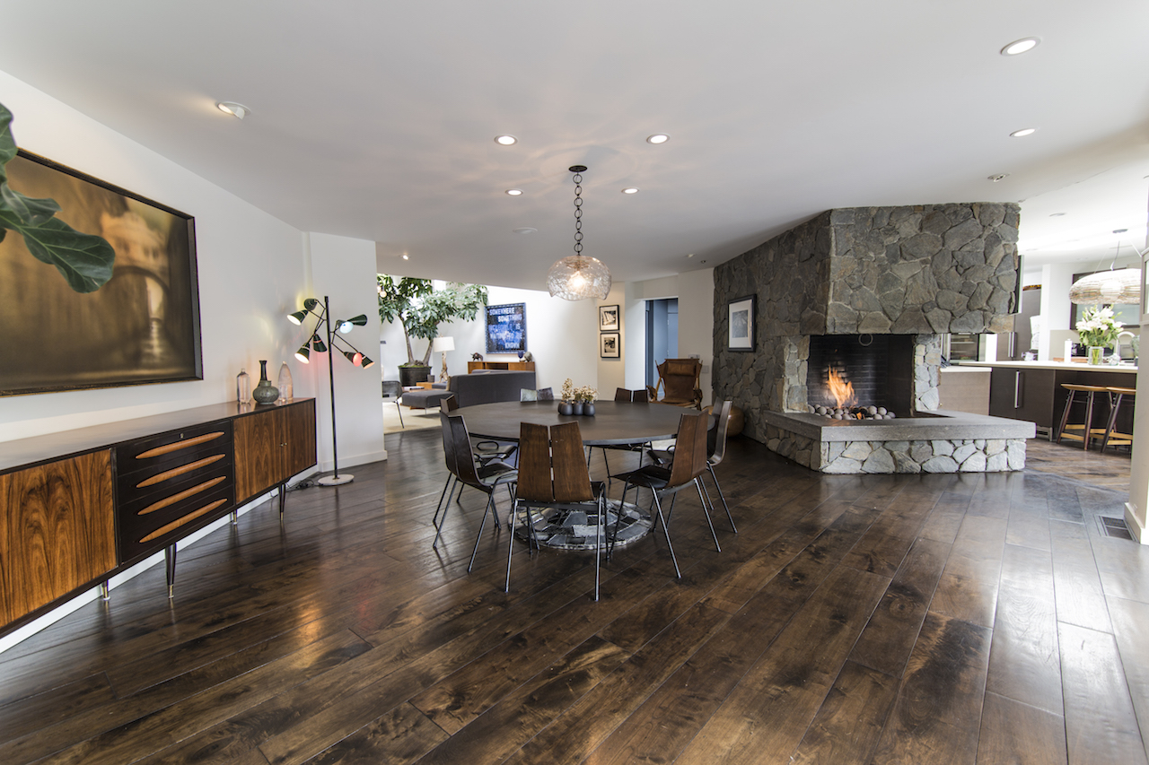 577 E Channel Rd