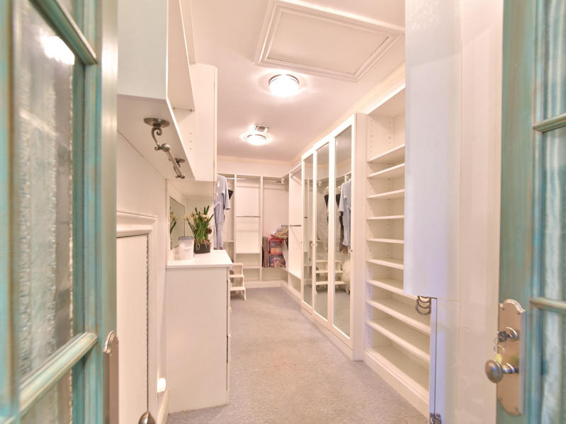 120  Seagate Road