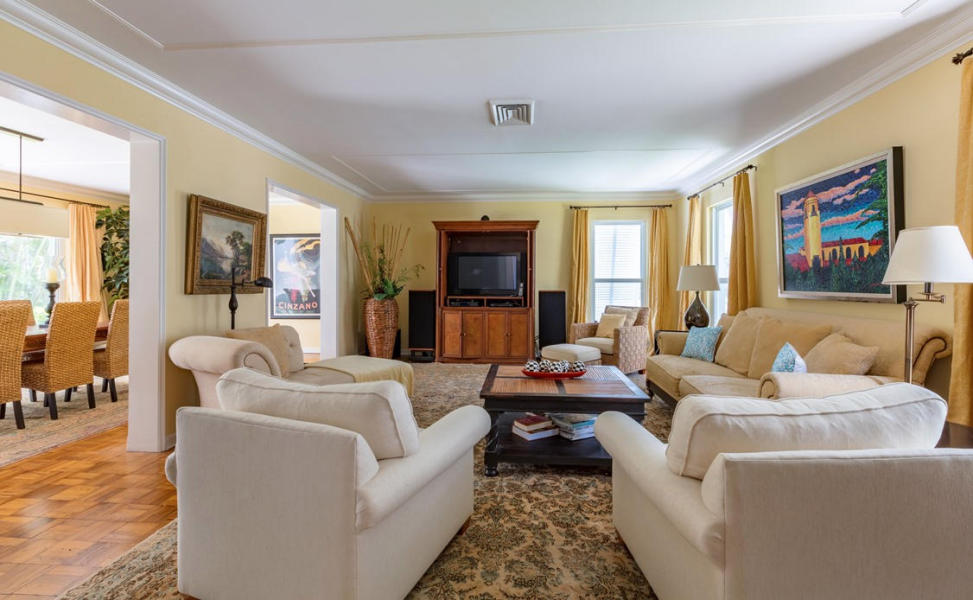 111 Reef Road