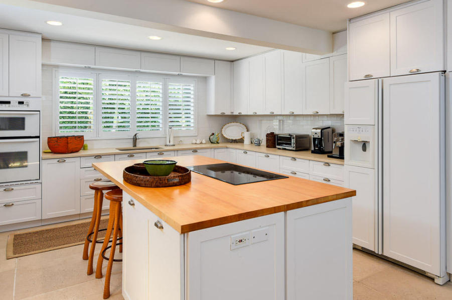 256  Mockingbird Trail