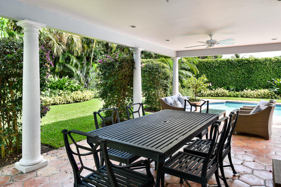 256  Mockingbird Trail